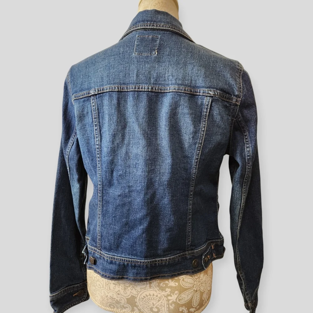 Old Navy Classic Denim Trucker Western Boho Jacket Size Medium